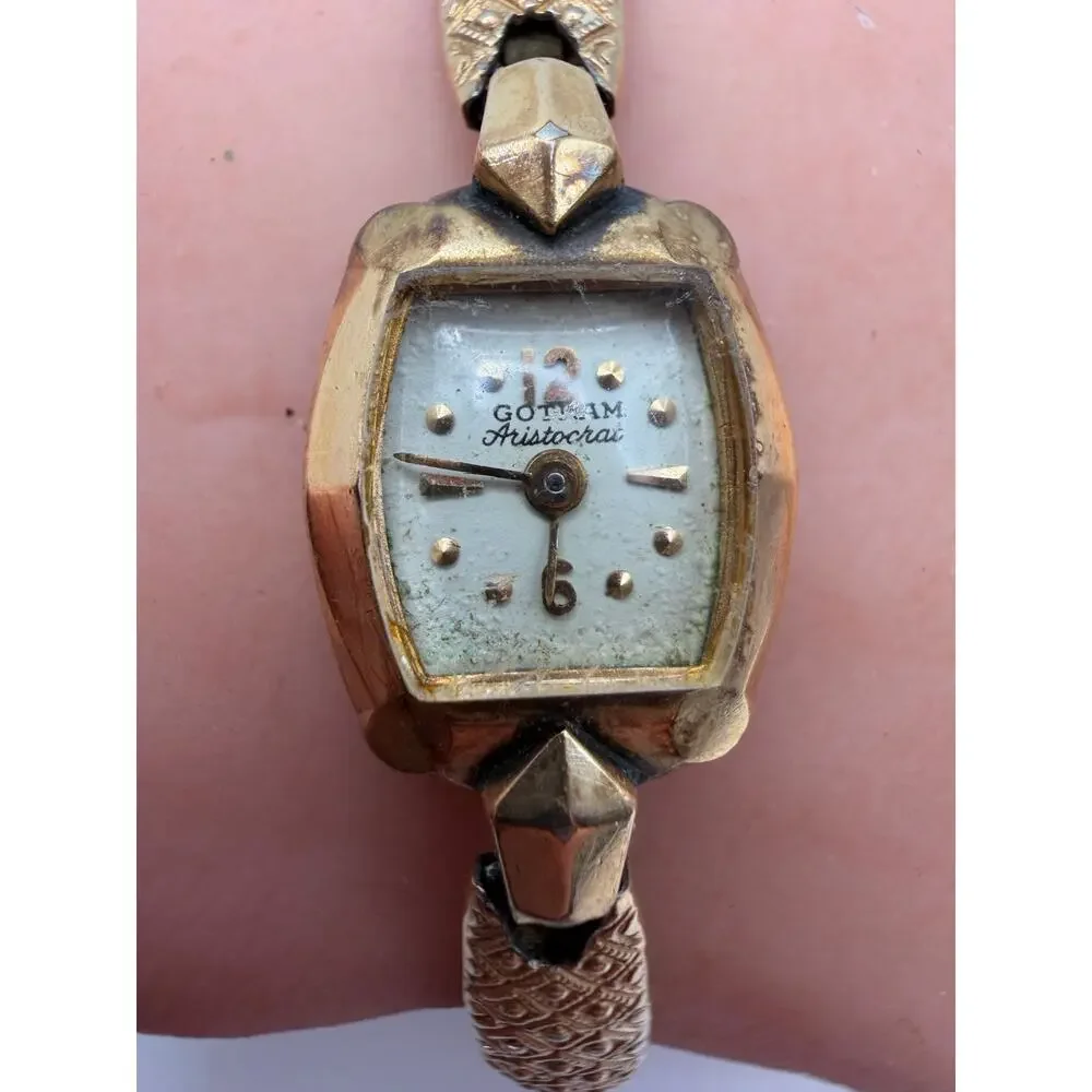 vintage Gotham Aristocrat ladies' watch features a 10k gold-filled